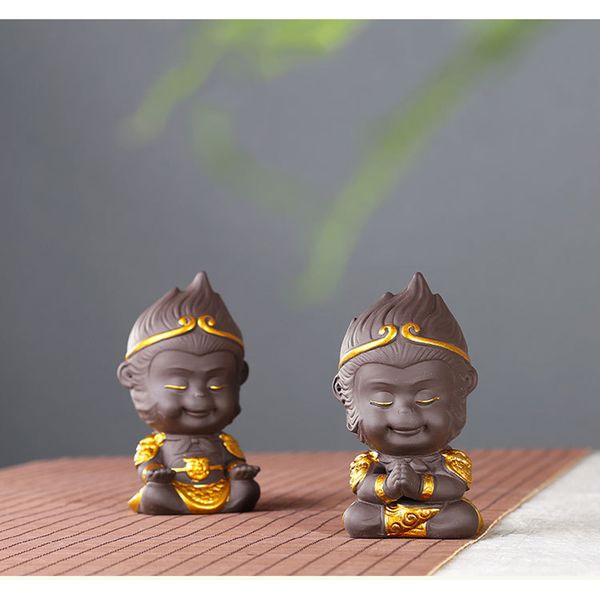 handsome purple clay statue sun wukong monkey king home decoration gift decorative figurine statues with gold stick
handsome purple clay statue sun wukong monkey king home decoration gift decorative figurine statues with gold stick