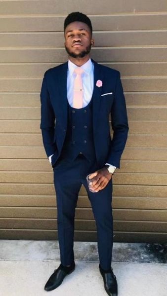 handsome one button groomsmen peak lapel groom tuxedos men suits wedding/prom/dinner man blazer(jacket+pants+tie+vest) 887, Black;gray
handsome one button groomsmen peak lapel groom tuxedos men suits wedding/prom/dinner man blazer(jacket+pants+tie+vest) 887, Black;gray