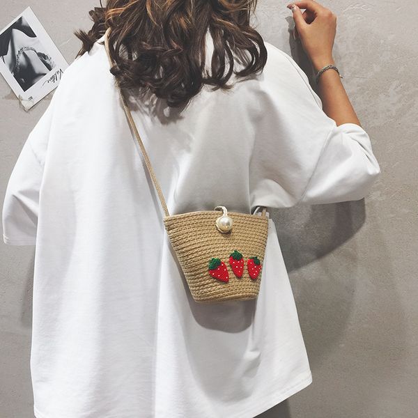 woven bag handbag new cartoon cute strawberry straw bucket bag solid color ladies shoulder handbag
woven bag handbag new cartoon cute strawberry straw bucket bag solid color ladies shoulder handbag