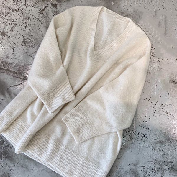 2019 new ladies fashion long-sleeved casual solid color v-neck cashmere sweater 1112, White;black
2019 new ladies fashion long-sleeved casual solid color v-neck cashmere sweater 1112, White;black