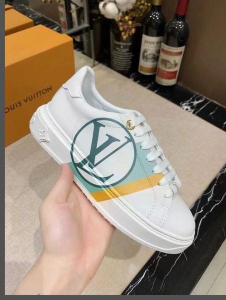 2019 branded men graffiti print fabric sorchrento slip-on sneaker designerwomen two-tone rubber micro sole casual shoes shoes, Black
2019 branded men graffiti print fabric sorchrento slip-on sneaker designerwomen two-tone rubber micro sole casual shoes shoes, Black