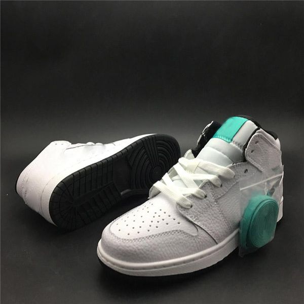 sall 2019 for women's basketball shoes popular trending sport sneakers white and green fashion designer sneakers size 36-40
sall 2019 for women's basketball shoes popular trending sport sneakers white and green fashion designer sneakers size 36-40