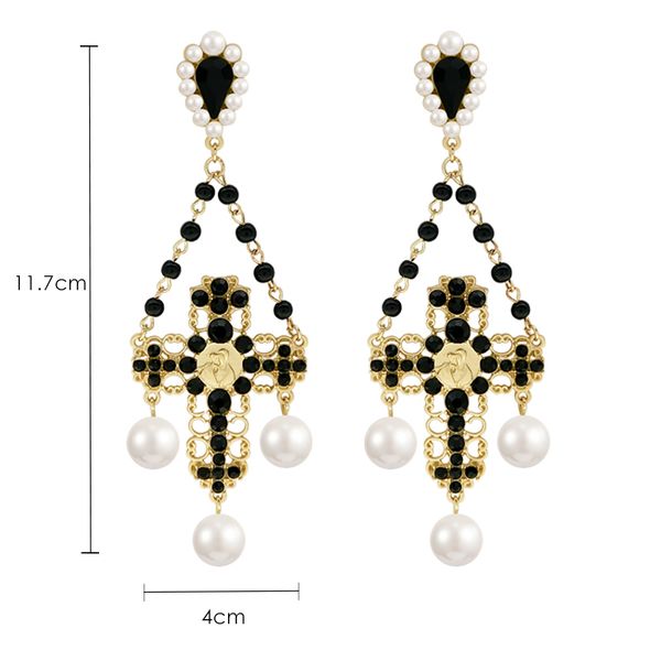 europe and the united states retro style artificial pearl female long paragraph personality black cross earrings j190628, Golden
europe and the united states retro style artificial pearl female long paragraph personality black cross earrings j190628, Golden