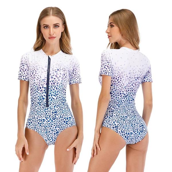 professional swimsuit women's one-piece triangle conservative belly covering and thin swimsuit training simming wear
professional swimsuit women's one-piece triangle conservative belly covering and thin swimsuit training simming wear