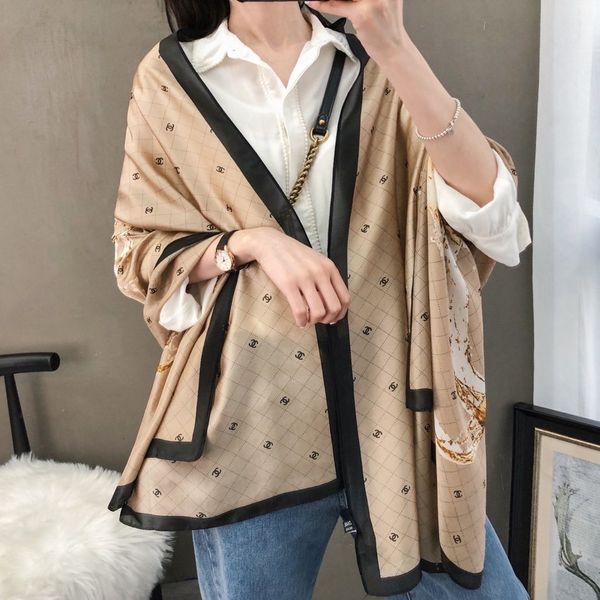 wholesale fashion color more high-quality brand ladies silk scarves summer 180 x90cm designers spend long scarf label grid shawls scarf silk, Blue;gray
wholesale fashion color more high-quality brand ladies silk scarves summer 180 x90cm designers spend long scarf label grid shawls scarf silk, Blue;gray