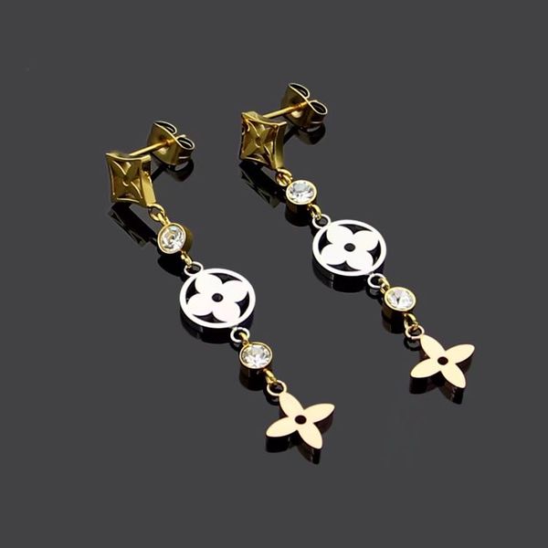 simple fashion stainless steel jewelry three flower earrings designer jewelry women earrings diamond earring
simple fashion stainless steel jewelry three flower earrings designer jewelry women earrings diamond earring