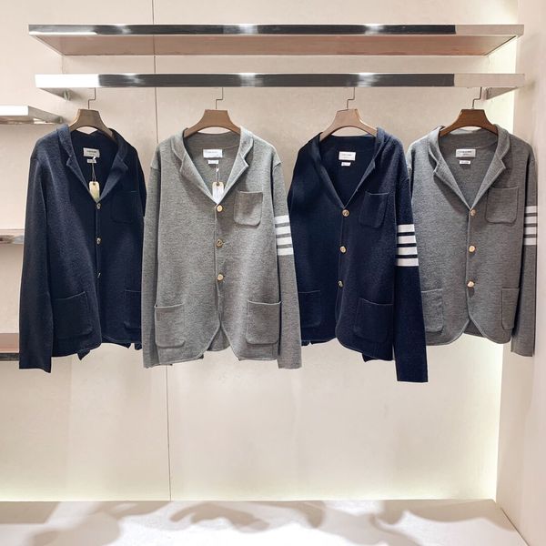 19fw new luxurious brands design thom tb browne knitted suits winterbreaker coat men women outdoor streetwear sweatshirt jackets, Blue;black
19fw new luxurious brands design thom tb browne knitted suits winterbreaker coat men women outdoor streetwear sweatshirt jackets, Blue;black