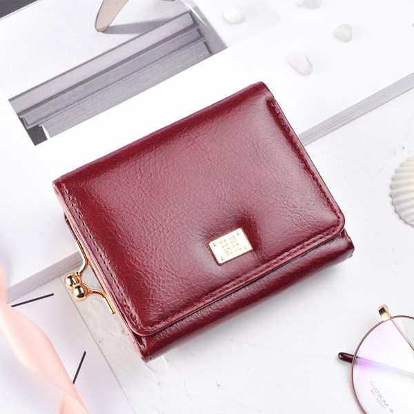women wallets simple small fresh folding brand leather purse ladies card bag for women clutch female purse money wallet, Red;black
women wallets simple small fresh folding brand leather purse ladies card bag for women clutch female purse money wallet, Red;black