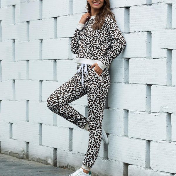 wholesale-2pcs women leopard print tracksuit pocket pants leisure wear suit outdoor running jogging sport sets for 2019 fashion clothing, Black;blue
wholesale-2pcs women leopard print tracksuit pocket pants leisure wear suit outdoor running jogging sport sets for 2019 fashion clothing, Black;blue