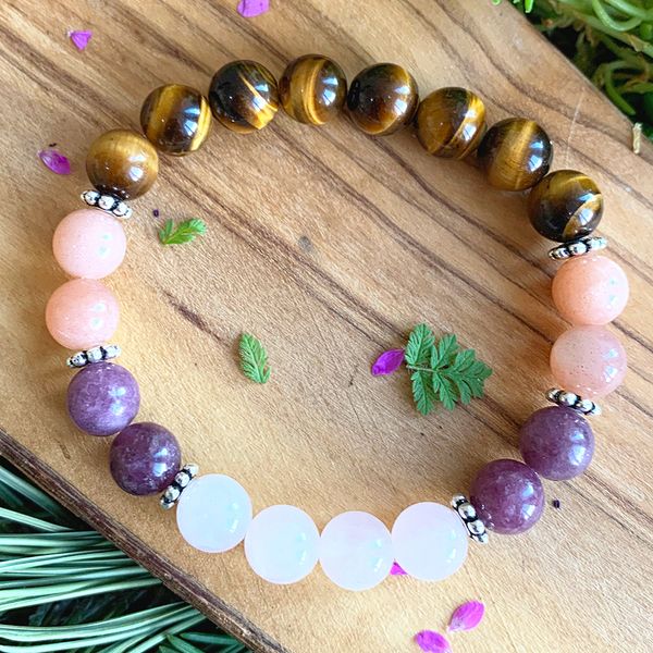 wholesale love and strength wrist mala bracelet for women a grade sunstone tiger eye bracelet root chakra crystals, Golden;silver
wholesale love and strength wrist mala bracelet for women a grade sunstone tiger eye bracelet root chakra crystals, Golden;silver
