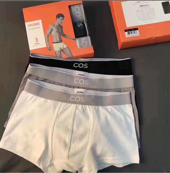 Hot Brand Mens 2020 Boxer Fashion 2020 New Arrival Men Designer Underpants High Quality 3 Colors One Box Size M-2XL YF203233
Hot Brand Mens 2020 Boxer Fashion 2020 New Arrival Men Designer Underpants High Quality 3 Colors One Box Size M-2XL YF203233