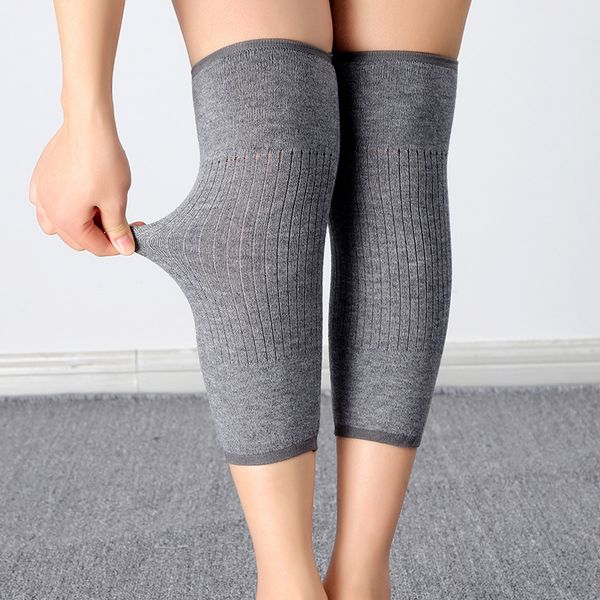 spring and autumn wool knee knitting polyester fiber fabric women's kneepad leggings legs warming pressurized knees, Black;gray
spring and autumn wool knee knitting polyester fiber fabric women's kneepad leggings legs warming pressurized knees, Black;gray