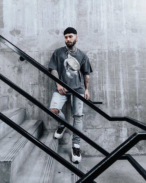 Kanye Fashion Style Mens Summer Designer Tshirts Crew Neck Short Sleeve Funeral Retro Homme Clothing Hip Hop Casual Apparel
Kanye Fashion Style Mens Summer Designer Tshirts Crew Neck Short Sleeve Funeral Retro Homme Clothing Hip Hop Casual Apparel