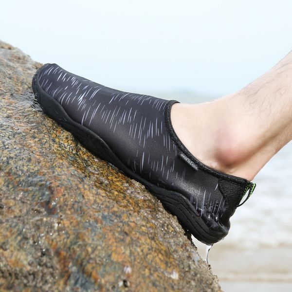 summer water shoes men beach sandals upstream aqua shoes man quick river sea slippers diving swimming socks tenis masculino
summer water shoes men beach sandals upstream aqua shoes man quick river sea slippers diving swimming socks tenis masculino