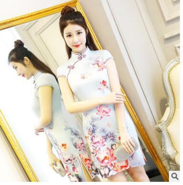 chinese elements qipao silk fresh spring summer new short style with vented flowers plate buttons for girls women cheongsam 2020 003, Black;gray
chinese elements qipao silk fresh spring summer new short style with vented flowers plate buttons for girls women cheongsam 2020 003, Black;gray