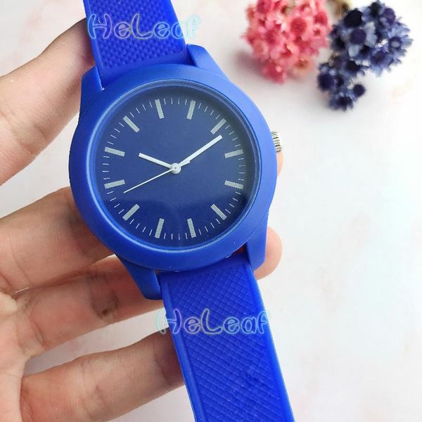 brand crocodile ladies watches plastic electronic watch female black clock montre femme, Slivery;brown
brand crocodile ladies watches plastic electronic watch female black clock montre femme, Slivery;brown