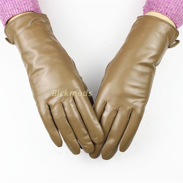 2017 female leather gloves a variety of colors sheepskin gloves straight style wool lining spring and autumn warm, Blue;gray
2017 female leather gloves a variety of colors sheepskin gloves straight style wool lining spring and autumn warm, Blue;gray