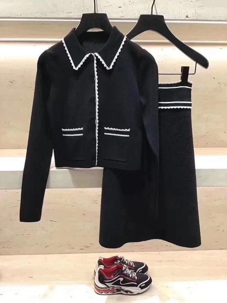 women sweater 2020 spring/summer ladies lapel lace short knit and midi skirt suit, White;black
women sweater 2020 spring/summer ladies lapel lace short knit and midi skirt suit, White;black