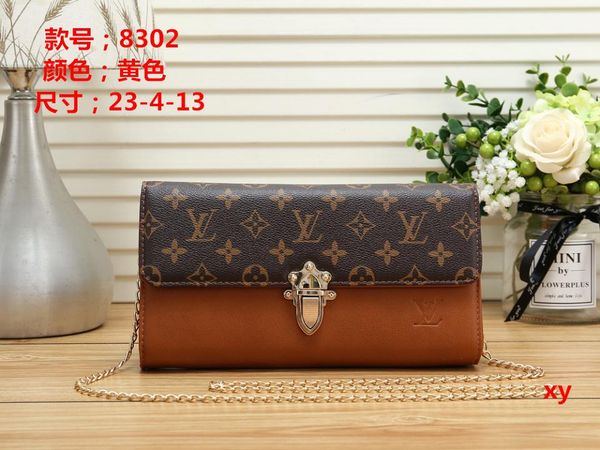 Men and women fashion multi-color alphabet pattern cloth portable diagonal storage makeup briefcase two-piece shoulder shopping hangbag
Men and women fashion multi-color alphabet pattern cloth portable diagonal storage makeup briefcase two-piece shoulder shopping hangbag