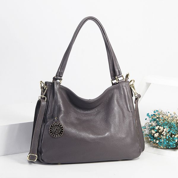 2020 new product european and american fashion leather female bag first layer cowhide lychee tote bag diagonal
2020 new product european and american fashion leather female bag first layer cowhide lychee tote bag diagonal