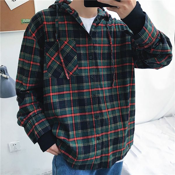 2018 men's lattice printing hat classic style patchwork hawaiian coats loose french cuff brand cotton clothes fashion shirts, White;black
2018 men's lattice printing hat classic style patchwork hawaiian coats loose french cuff brand cotton clothes fashion shirts, White;black