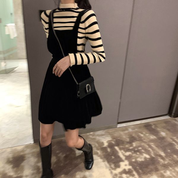 p shoot 2019 women's dress autumn & winter half-turtle-neck stripes sweater sweater + velvet strap dress pleated, White;black
p shoot 2019 women's dress autumn & winter half-turtle-neck stripes sweater sweater + velvet strap dress pleated, White;black