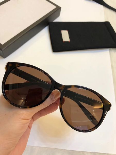 new gg0271 mens sunglasses men sun glasses women sunglasses fashion style protects eyes gafas de sol lunettes de soleil with box, White;black
new gg0271 mens sunglasses men sun glasses women sunglasses fashion style protects eyes gafas de sol lunettes de soleil with box, White;black