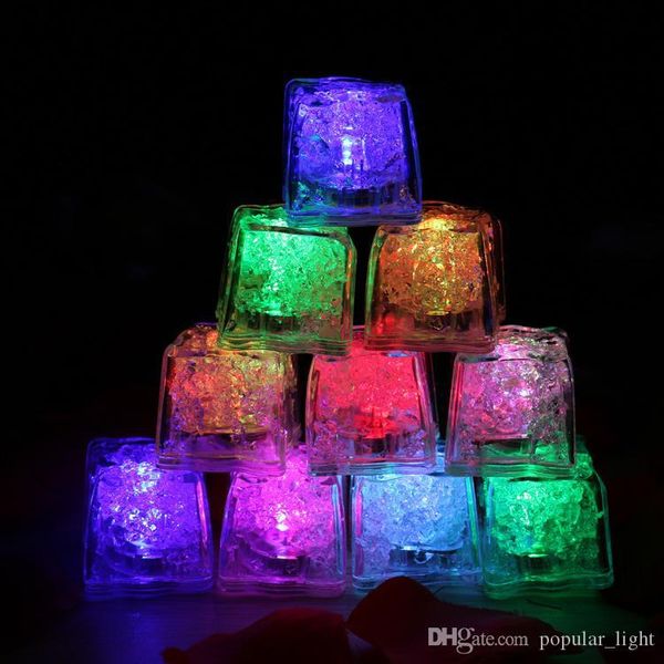 led night party огни площади изменение цвета светодиодные кубики льда светящиеся лампочки ice cubes моргать проблесковый новизна партии пита
led night party огни площади изменение цвета светодиодные кубики льда светящиеся лампочки ice cubes моргать проблесковый новизна партии пита