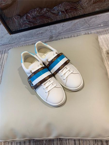 20fw 2019 autumn women casual sport shoes cute unicorn rainbow sports platform canvas white sneakers tennis girl female moda mujer yetc3, Black
20fw 2019 autumn women casual sport shoes cute unicorn rainbow sports platform canvas white sneakers tennis girl female moda mujer yetc3, Black