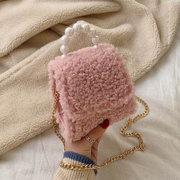 sweet girl mini pearl tote bag 2019 winter new plush women's designer handbag chain shoulder messenger bag purse
sweet girl mini pearl tote bag 2019 winter new plush women's designer handbag chain shoulder messenger bag purse