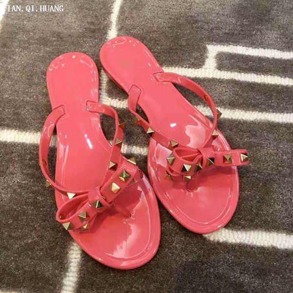 summer casual style jelly shoes women sandals flats rivet slippers fashion woman shoes size 36-41 tian.qi.huang brand t200226, Black
summer casual style jelly shoes women sandals flats rivet slippers fashion woman shoes size 36-41 tian.qi.huang brand t200226, Black