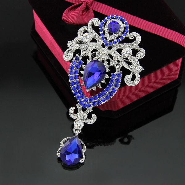 rhinestone luxury brooch fashion crown crystal brooch clothing accessories wholesale, Gray
rhinestone luxury brooch fashion crown crystal brooch clothing accessories wholesale, Gray
