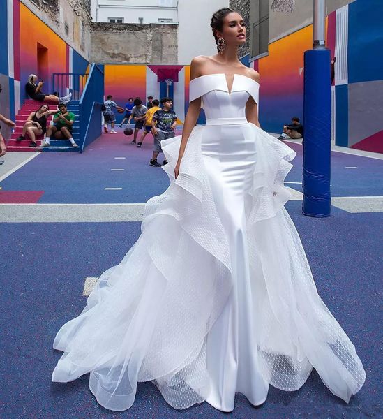 white mermaid satin vintage wedding dresses bridal gowns off shoulder abiti da sposa new wedding gowns with detachable train nigeria
white mermaid satin vintage wedding dresses bridal gowns off shoulder abiti da sposa new wedding gowns with detachable train nigeria