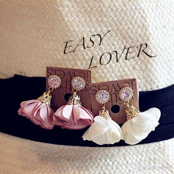 2016 cloth flower petals earrings retro rhinestone crystal fabric butterfly floral pendant ear studs earring for women ladies, Silver
2016 cloth flower petals earrings retro rhinestone crystal fabric butterfly floral pendant ear studs earring for women ladies, Silver