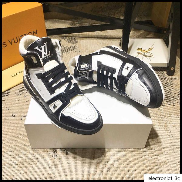 2019e new men s casual sneakers, high-men s outdoor travel sneakers, fast delivery with original box packaging
2019e new men s casual sneakers, high-men s outdoor travel sneakers, fast delivery with original box packaging