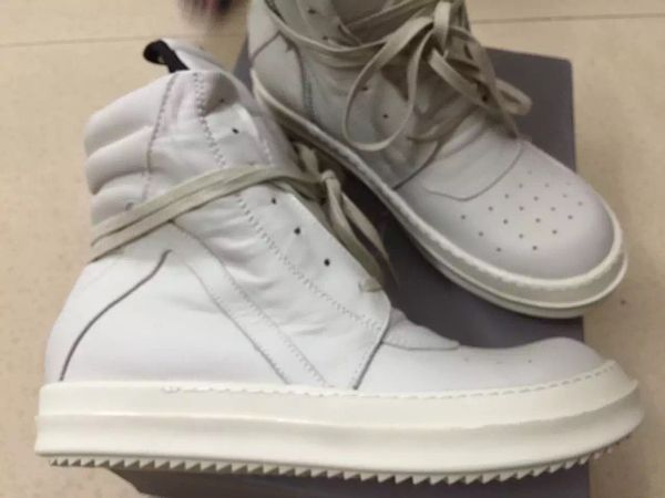 new list white leather fashion triangle layer grain upper toe layer water dyed leather inner sole milk bottom boots, Black
new list white leather fashion triangle layer grain upper toe layer water dyed leather inner sole milk bottom boots, Black