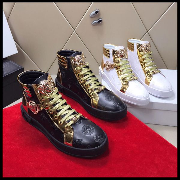 2019 men's designer new luxury casual shoes, outdoor travel shoes leather soft bottom box packaging fast delivery
2019 men's designer new luxury casual shoes, outdoor travel shoes leather soft bottom box packaging fast delivery
