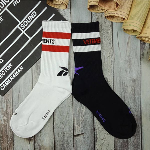 vetments tide марка носки мужчины женщины hot hip hop продажа street полосатый tube white spring осень скейтборд спортивные носки, Black
vetments tide марка носки мужчины женщины hot hip hop продажа street полосатый tube white spring осень скейтборд спортивные носки, Black