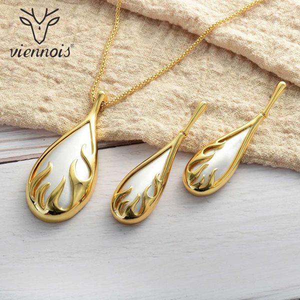 viennois jewelry set for women water drop design gold color necklace dangle earrings party jewelry, Silver
viennois jewelry set for women water drop design gold color necklace dangle earrings party jewelry, Silver