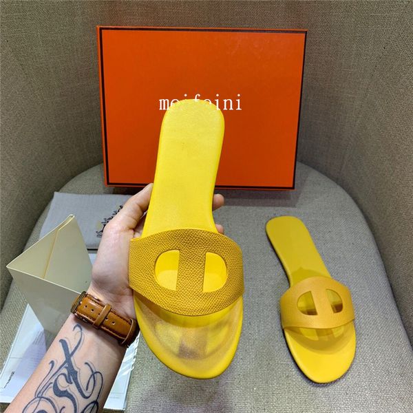 2019 summer new ladies slippers outdoor flat pig nose shoes, Black 
2019 summer new ladies slippers outdoor flat pig nose shoes, Black