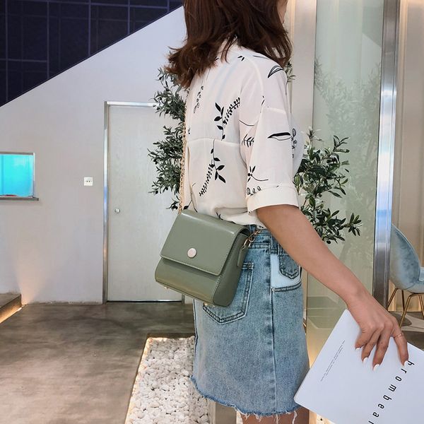2020 new women's shoulder bag fashion western style small bag korean version messenger chain fashion handbag
2020 new women's shoulder bag fashion western style small bag korean version messenger chain fashion handbag