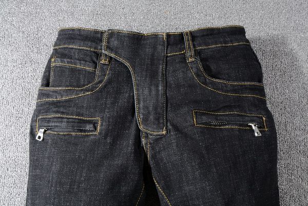 new style famous jeans classi straight fitt biker casual fit trousers cowboy famous brand zipper designer mens designer size 29-40, Blue
new style famous jeans classi straight fitt biker casual fit trousers cowboy famous brand zipper designer mens designer size 29-40, Blue