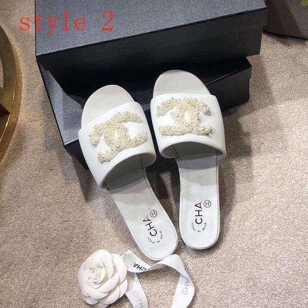 luxury women shoes fashion pearl slippers 2020 summer beach sandals slippers slides outdoor beach sandals with box, Black
luxury women shoes fashion pearl slippers 2020 summer beach sandals slippers slides outdoor beach sandals with box, Black