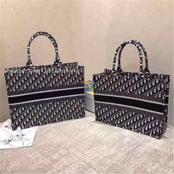 3 colors mom fashion lady shopping bag luxury handbag cowhide shoulder bag monogram printing casual bag 2 sizes
3 colors mom fashion lady shopping bag luxury handbag cowhide shoulder bag monogram printing casual bag 2 sizes