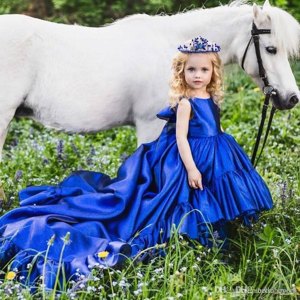 ball gown royal blue little flower girls pageant dresses with long train 2019 new baby girl first birthday princess communion dresses, White;blue
ball gown royal blue little flower girls pageant dresses with long train 2019 new baby girl first birthday princess communion dresses, White;blue