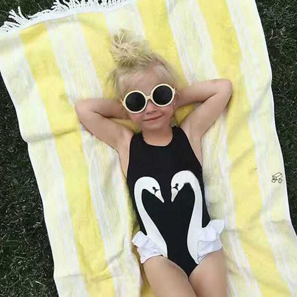 2-7t summer children kids swimwear girls 3d swan print one pieces swimsuit flower halter beach pool swimwear bathing suit
2-7t summer children kids swimwear girls 3d swan print one pieces swimsuit flower halter beach pool swimwear bathing suit