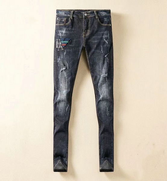 2020 denim blue ripped designer jeans mens clothing draped slim fit holes zipper pencil pants mens skinny jeans ripped jeans
2020 denim blue ripped designer jeans mens clothing draped slim fit holes zipper pencil pants mens skinny jeans ripped jeans