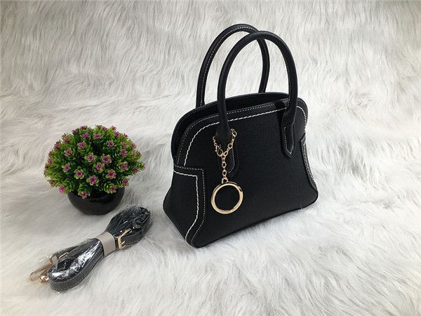 женская сумка через плечо crossbody bag 2019 марка моды роскошные дизайнерские сумки леди сумки дизайнерские роскошные сумки кошельки # 3768
женская сумка через плечо crossbody bag 2019 марка моды роскошные дизайнерские сумки леди сумки дизайнерские роскошные сумки кошельки # 3768