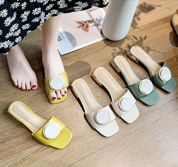2020 new candy colors women peep toe casual square head high heels summer slippers breathable beach summer sandals shoes, Black
2020 new candy colors women peep toe casual square head high heels summer slippers breathable beach summer sandals shoes, Black