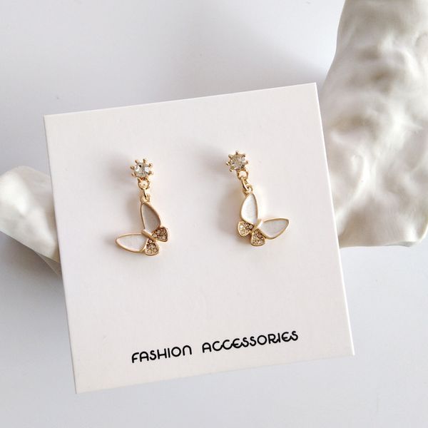 enamel white butterfly clip on earrings mini cute butterfly clip earring without ears piercing for little children kids girls, Silver
enamel white butterfly clip on earrings mini cute butterfly clip earring without ears piercing for little children kids girls, Silver